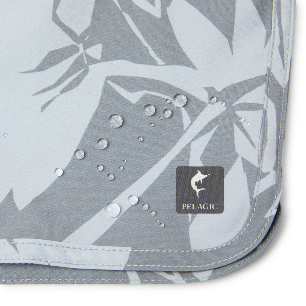 Downswell Elastic Waist Shorts 18" El Nino