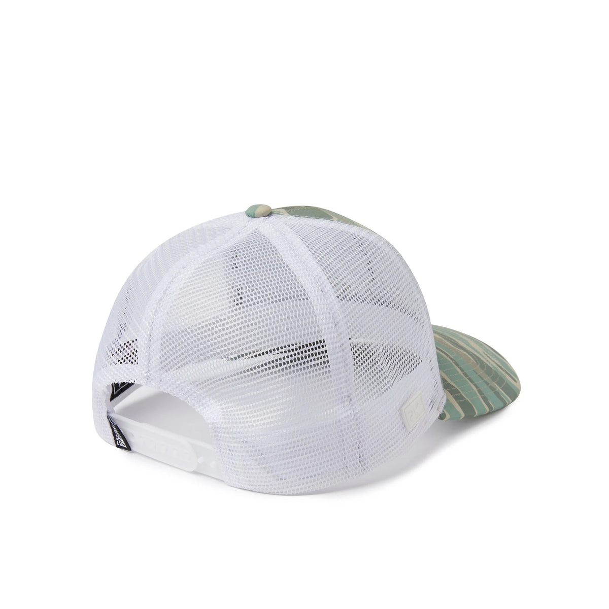 Flybridge Wahoo Camo Trucker